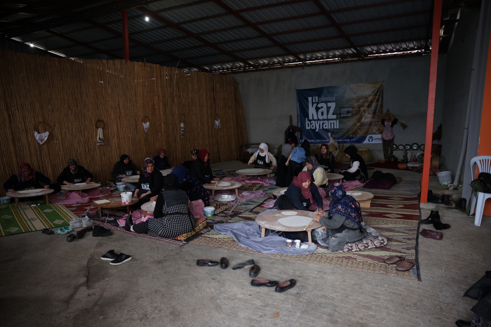 Kaz Bayramı öncesi imece geleneği Eseler’de yaşatılıyor