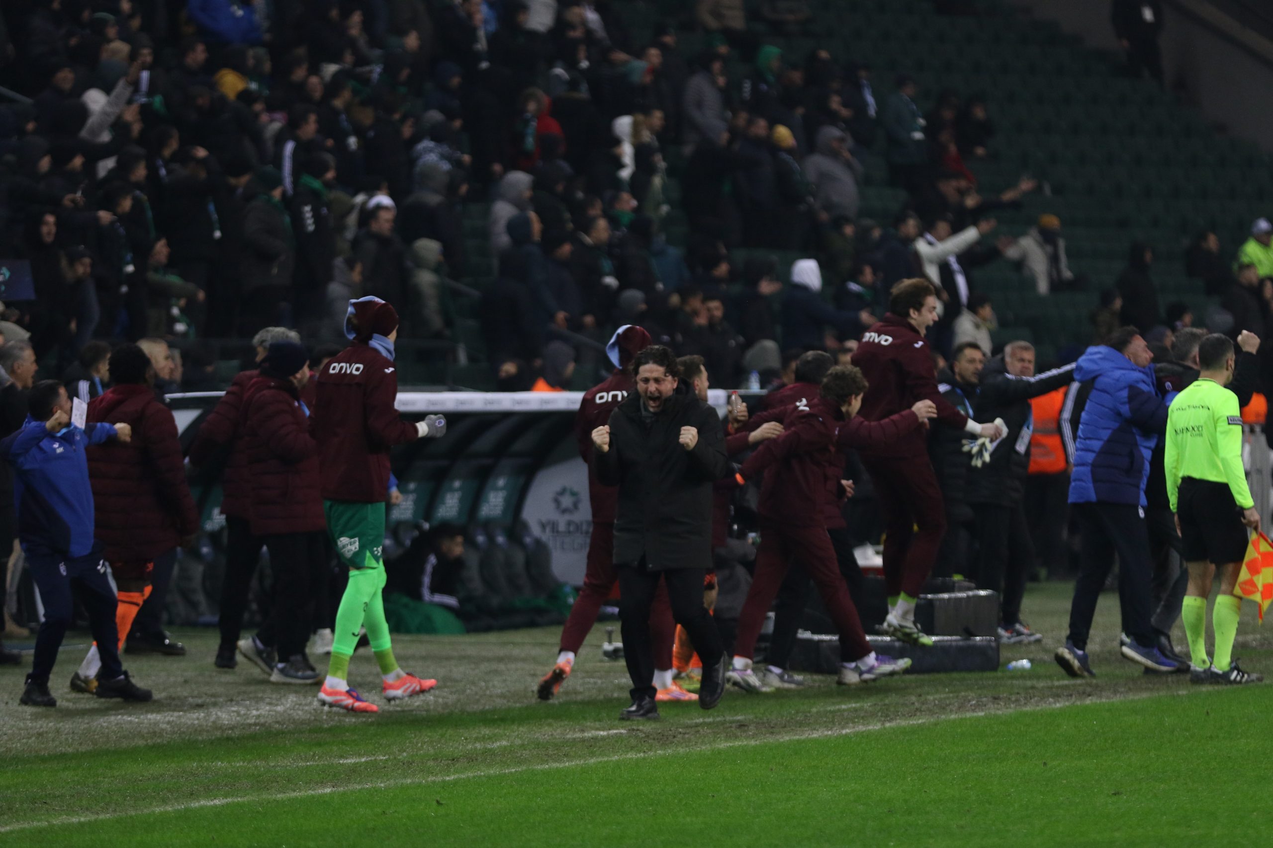 Kocaelispor sahasında kaybetti: Trabzonspor son dakikada kazandı