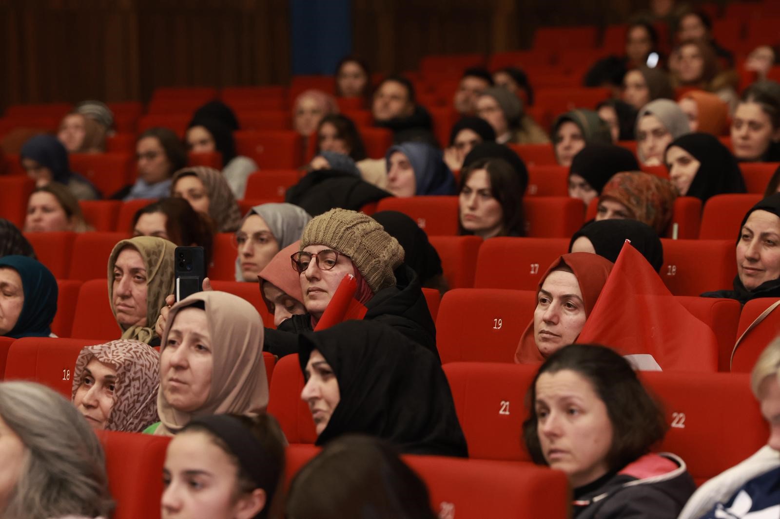 Akran zorbalığında ev içi risk vurgusu: “Kardeşler arasındaki baskı da zorbalık olabilir”