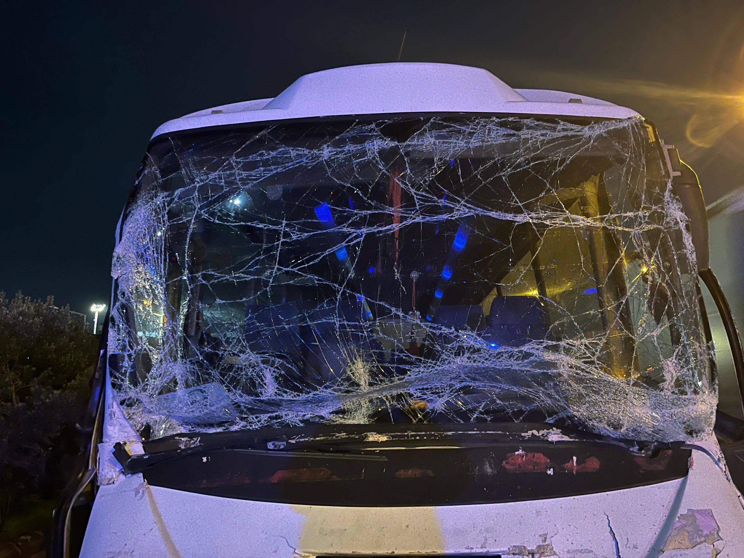 Dilovası’nda servis minibüsü kazası: 6 yaralı