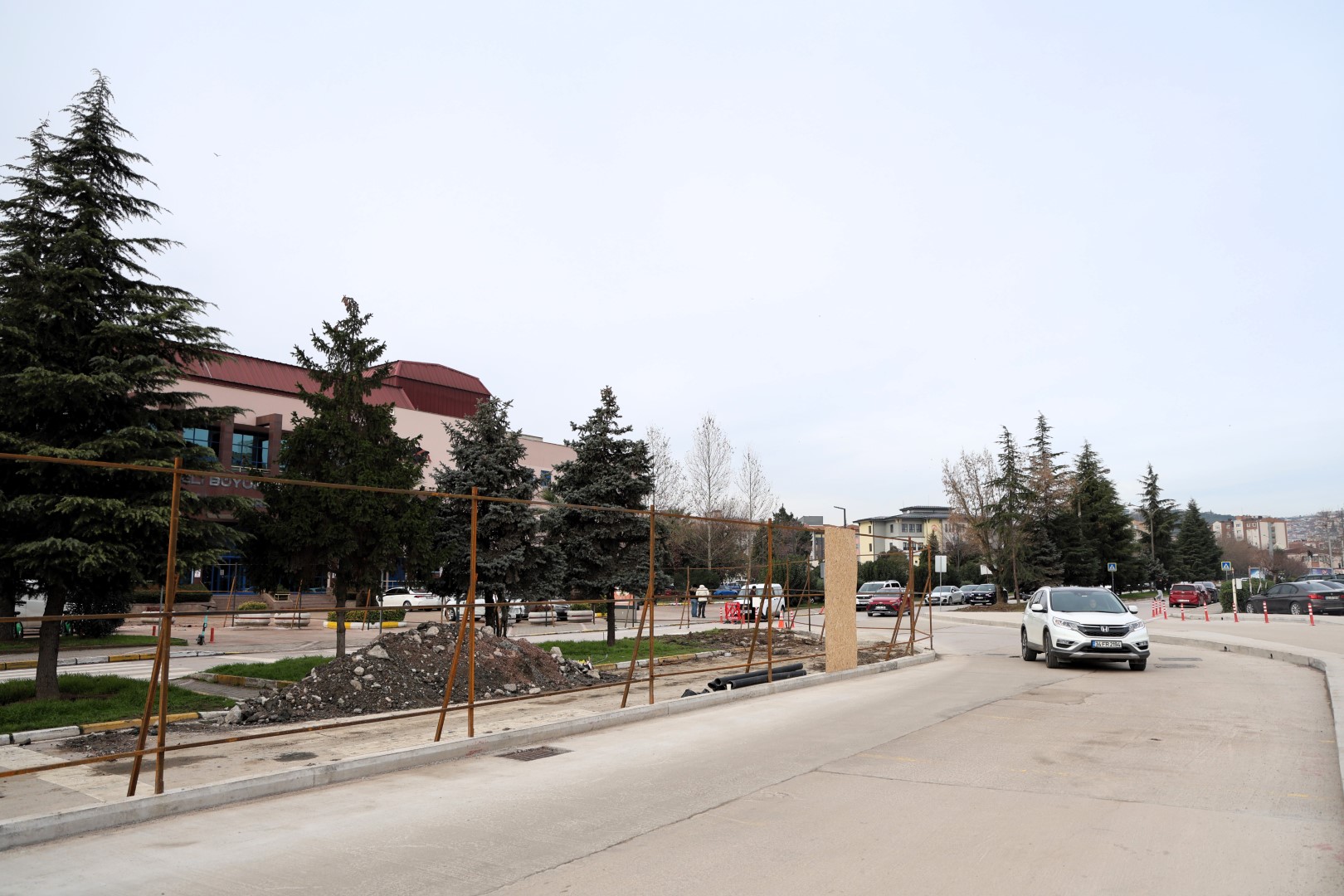 Körfezray Metro Hattında yeni aşama: Yahyakaptan’da saha çalışmaları başladı