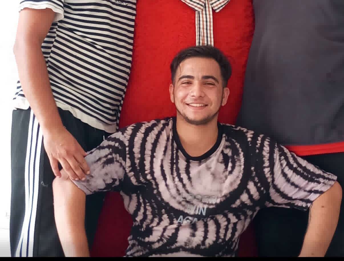 Kocaeli’de maç sırasında tribünden düşen 20 yaşındaki taraftar yaşamını yitirdi