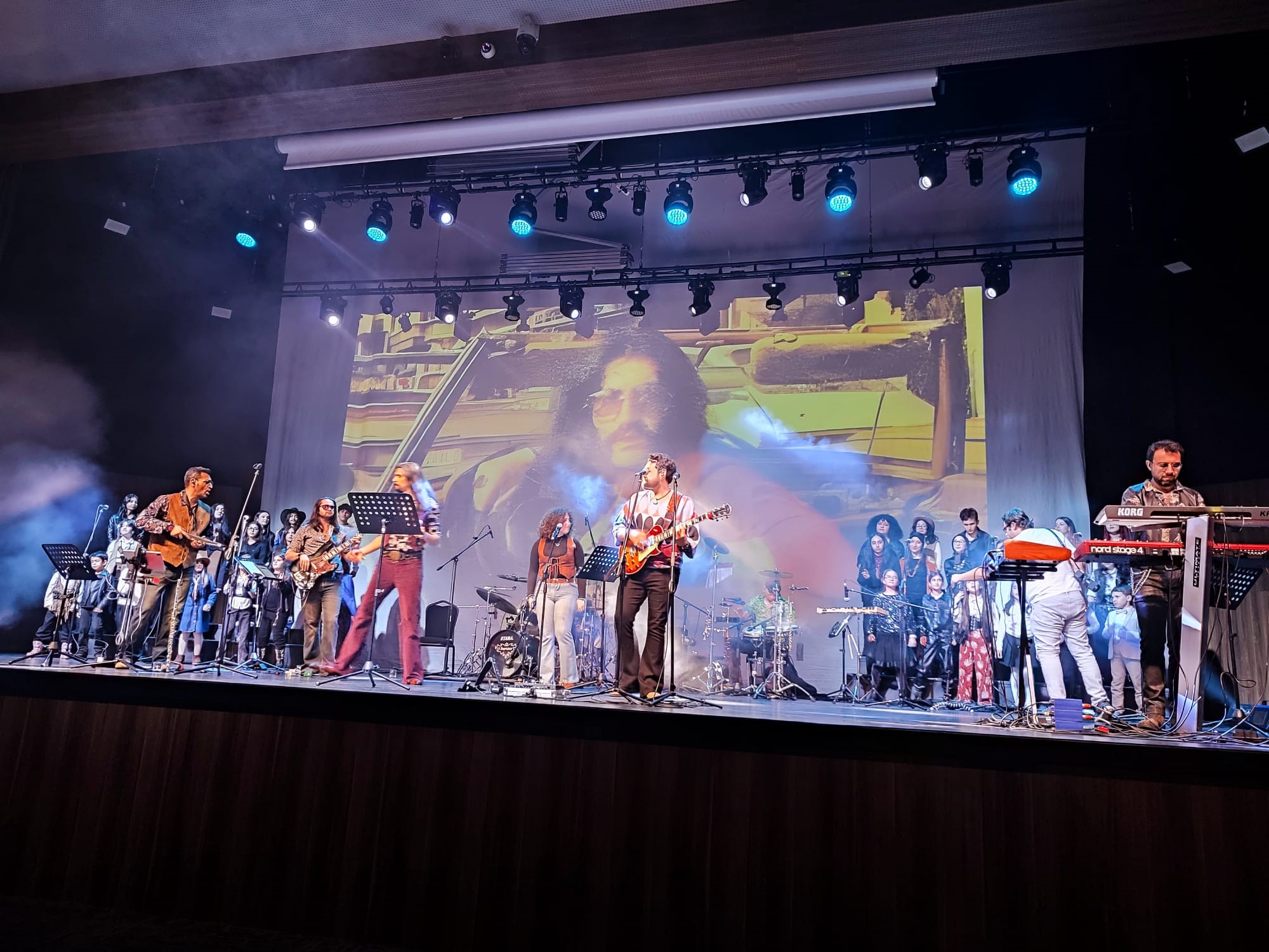 Barış Manço şarkıları Kocaeli’de genç seslerle yankılandı