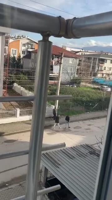 İzmit’te havaya ateş açan çocuğa 15 bin lira ceza