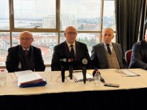 Lastik Sektöründe Dev Pazarlık Başladı: 4 Bin 500 İşçinin Gözü Bu Masada