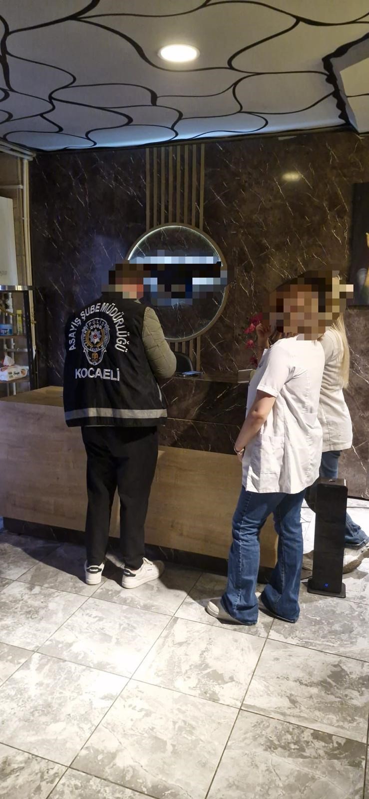 Kocaeli Polisi Masaj Salonlarını Mercek Altına Aldı: Denetimlerde Ceza Yağdı