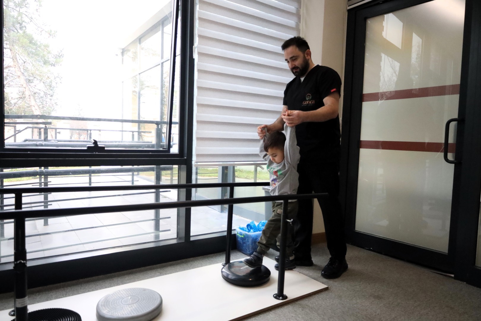 Minik Demir’in Mucizesi: İki Aylık Eğitimle Gelen İlk Adımlar