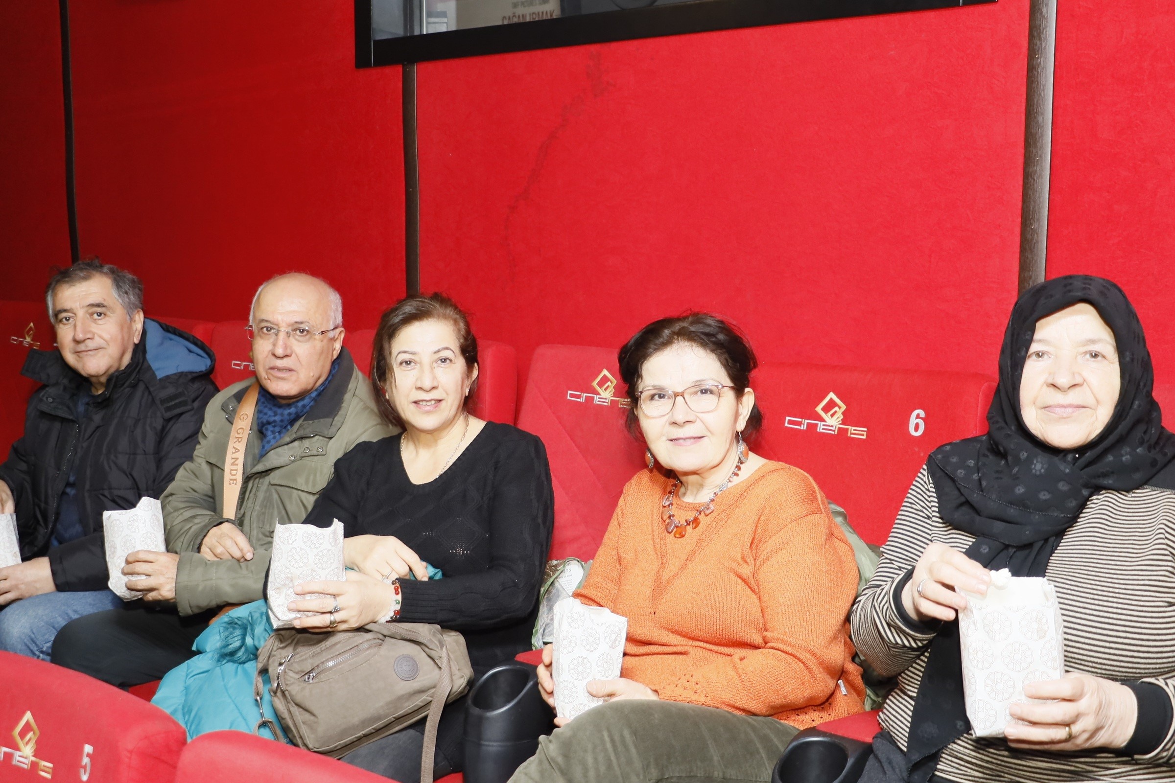 Yarım Asırlık Aşk Sinemada Tazelendi: “Saygıyla Tüm Engelleri Aştık”