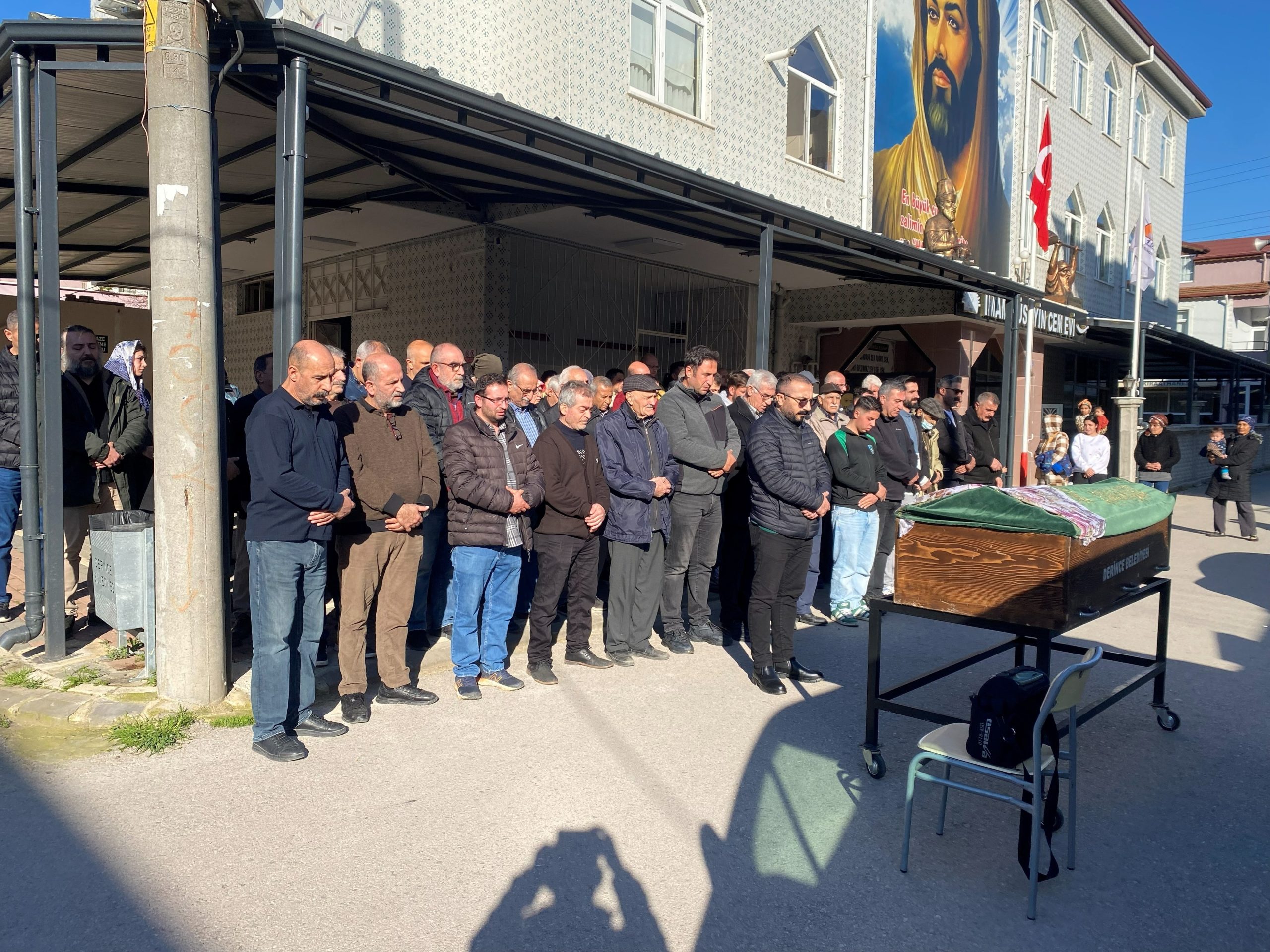 İzmit’teki Trafik Kazasında Hayatını Kaybeden Genç Kadın Son Yolculuğuna Uğurlandı