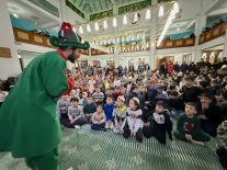 Gölcük’te Ramazan Neşesi Camilere Taşındı: Minikler Hacivat ve Karagöz ile Eğlendi