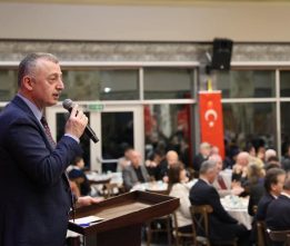Kocaeli’de İlk İftar “Büyük Aile Sofrası”nda Açıldı: Şehit Yakınları ve Gaziler Unutulmadı
