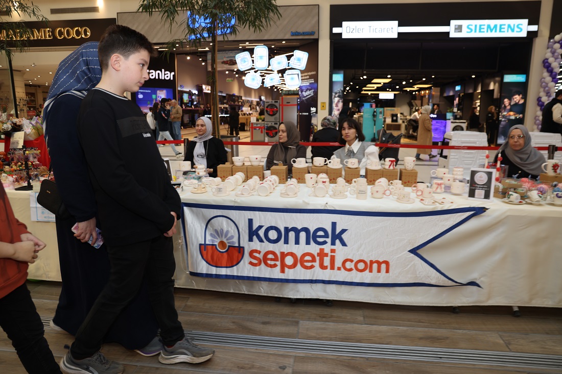 KO-MEK Sepeti Üreticileri Gebze’de Buluştu: Sevgi Festivali’nde Emek ve Dayanışma Rüzgarı