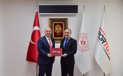 Darıca’ya Dev Yatırım: Spor Köyü Projesi İçin İmzalar Atıldı