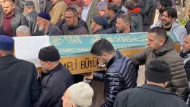 Ahşap Evdeki Yangında Can Veren Engelli Yaşlı Adam Toprağa Verildi