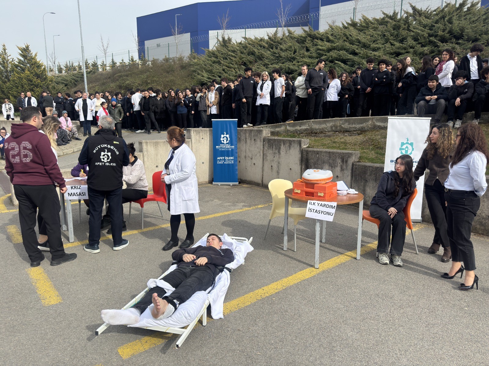 Kocaeli’de Bir Haftada 2 Bin 700 Kişiye Hayati Eğitim: Deprem Bilinci Aşılandı