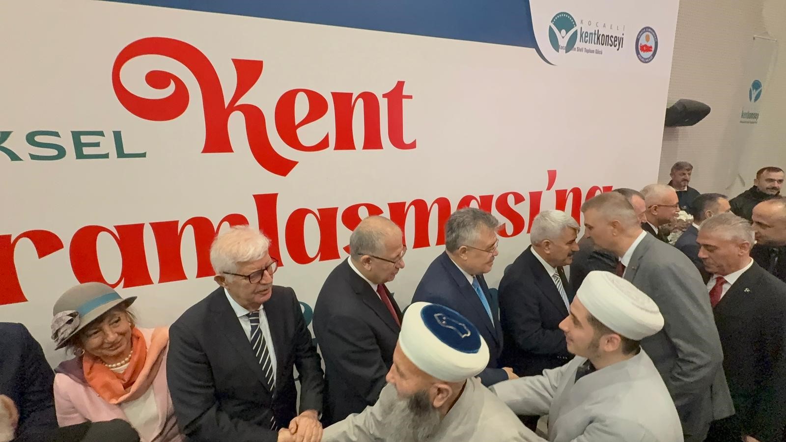 Kocaeli’de 42. Kent Bayramlaşması: Gönül Coğrafyasıyla Kucaklaşma