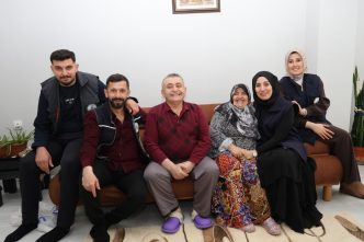 Kartepe’de Vefa Buluşması: “Alo Evlat” Büyüklerini Unutmadı