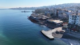 Değirmendere Sahiline Koruma Kalkanı: 200 Metrelik Dalga Kırıcı Set İnşa Ediliyor