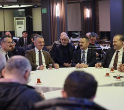 Üreticiler Başkan Büyükakın’ı Bağrına Bastı